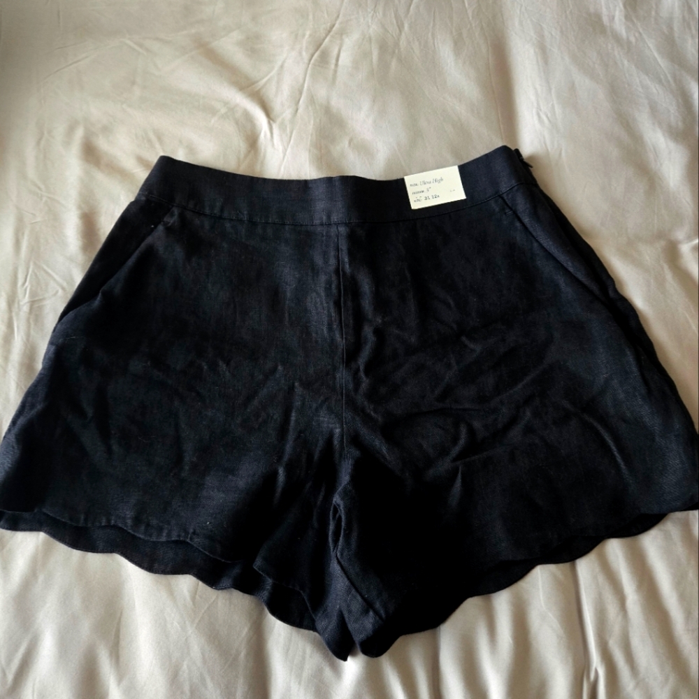 Abercrombie and Fitch Ultra High Rise Women's Black 100% Linen Exterior Shorts